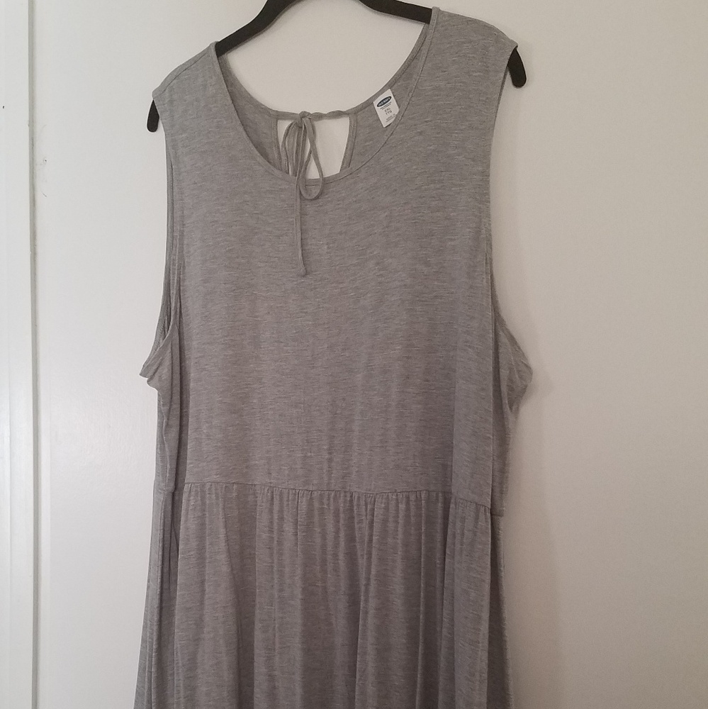 Summer sleeveless dress